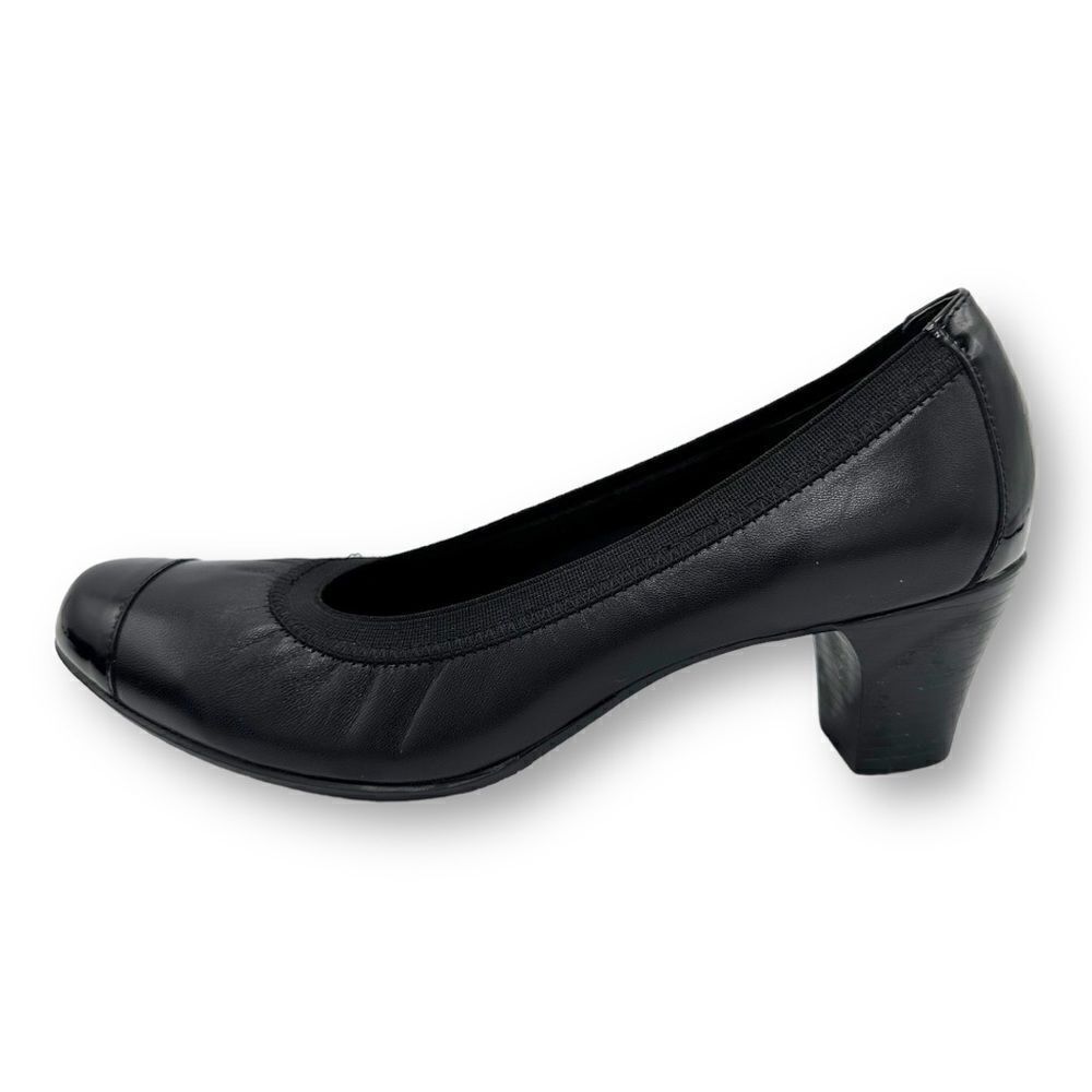 Munro Black Leather and Patent "Odette" Cap Toe Pumps Heels‎ Sz Comfort 7.5M